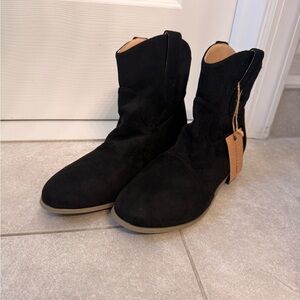 Women’s Black Western Suede Ankle Booties
